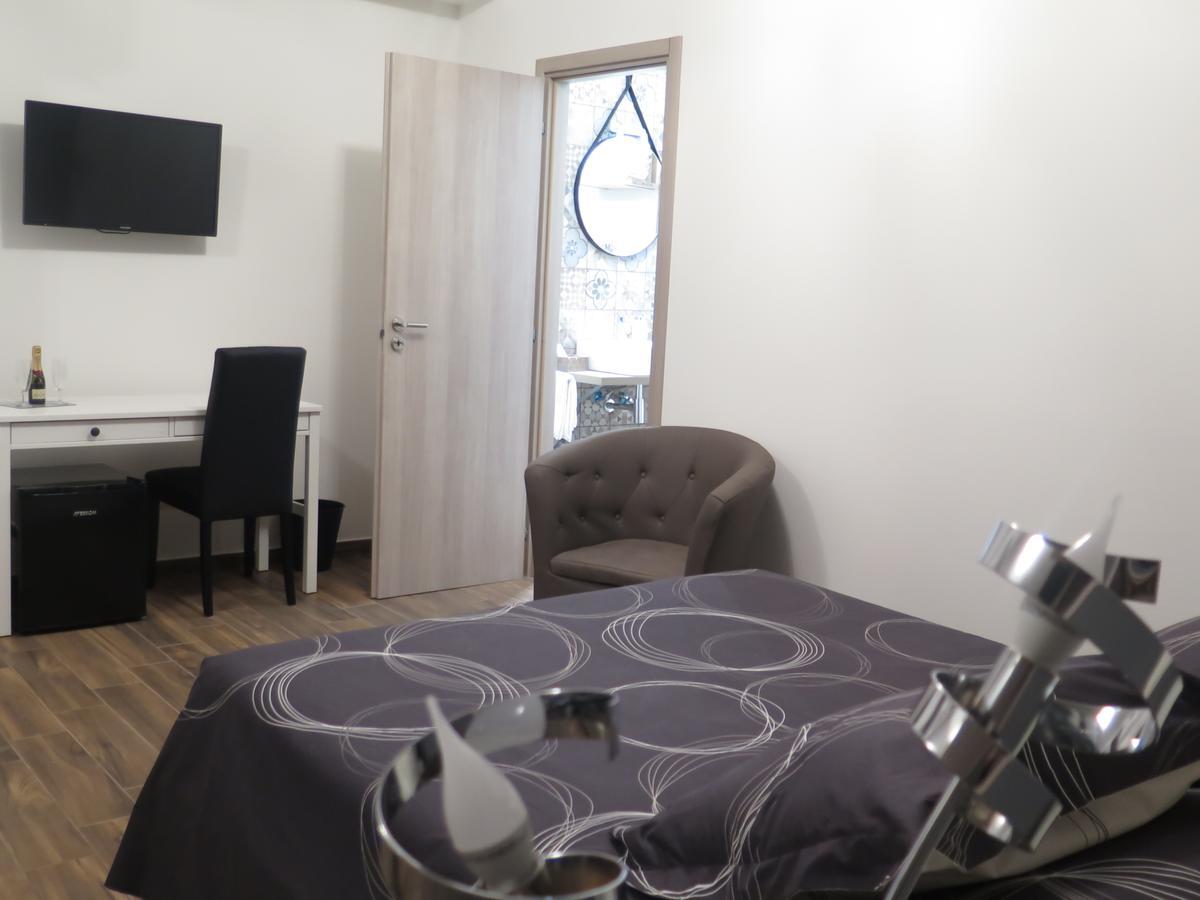 Symposium Bed&Breakfast Катания Экстерьер фото
